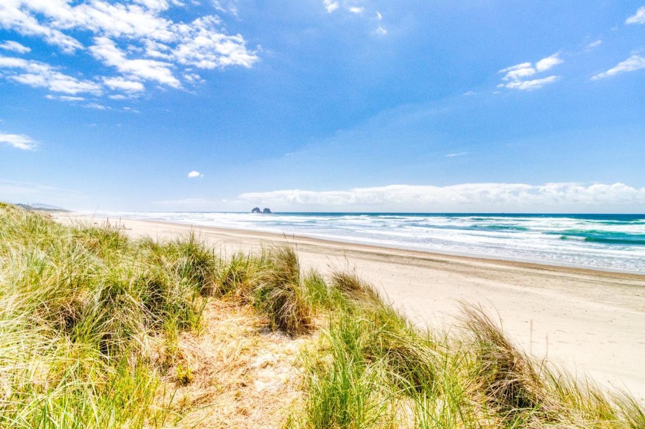 Twin Rocks Beach Retreat Рокуэй-Бич Экстерьер фото